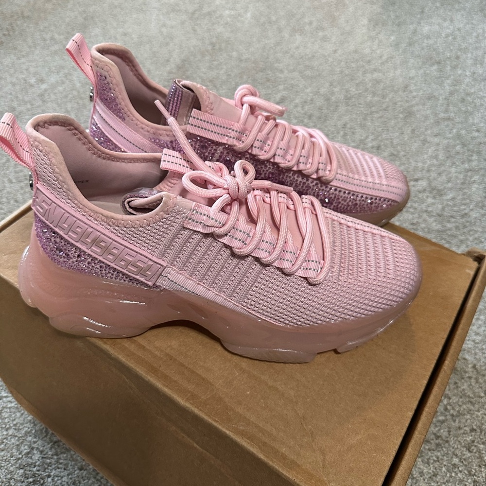 Steve Madden Light Pink Women's Sneakers